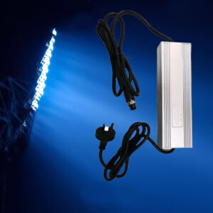 240v power converter included